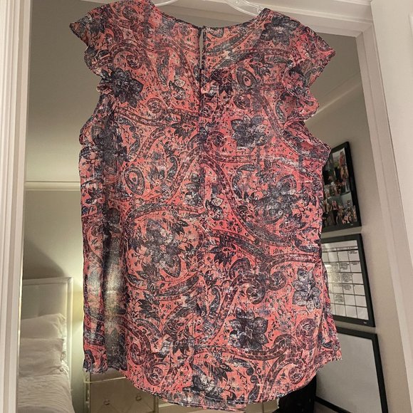 BCBGeneration Crossover Pleat Ruffle Sleeve Top - Picture 4 of 5